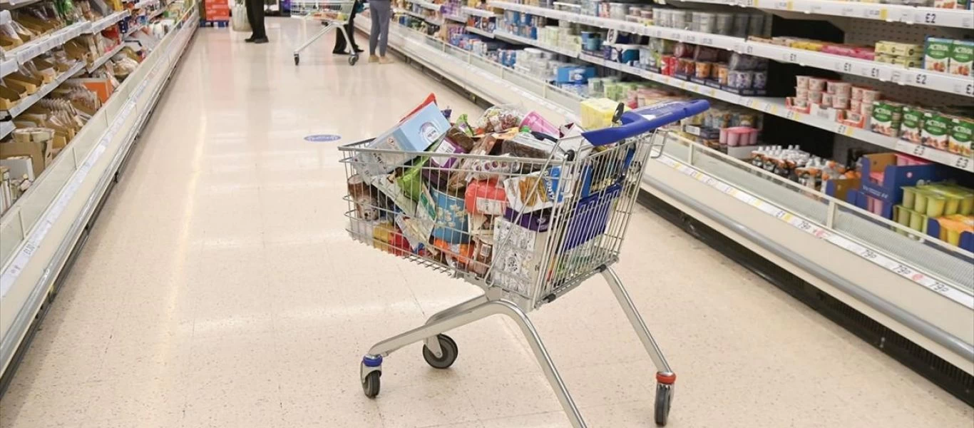 Τρομαχτικές αύξησες στις τιμές βασικών αγαθών - Δύσκολος χειμώνας